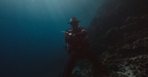 2025年末アメリカ経済の注目ポイント:消費回復と住宅金融、そして雇用の波乱